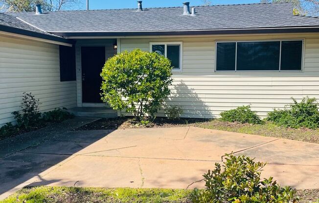 3bed/2bath home in South Sac