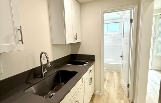 Studio, 1 bath, 225 sqft, $1,695, Unit 0128-50