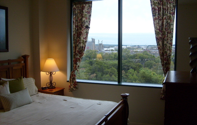 1 bed, 1 bath, $1,600