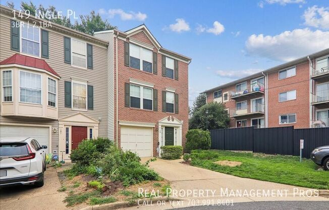 149 INGLE PL