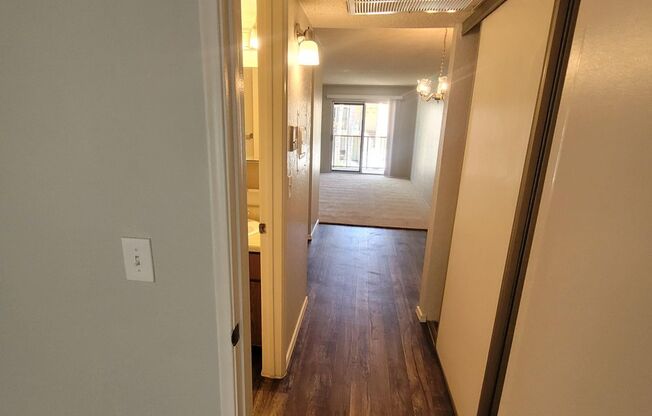 1 bed, 1 bath, 600 sqft, $799, Unit Unit 217