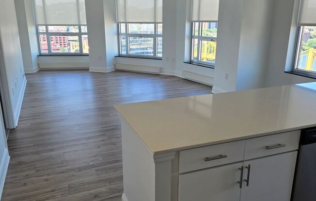 2 beds, 2 baths, 1,389 sqft, $4,300, Unit 1504