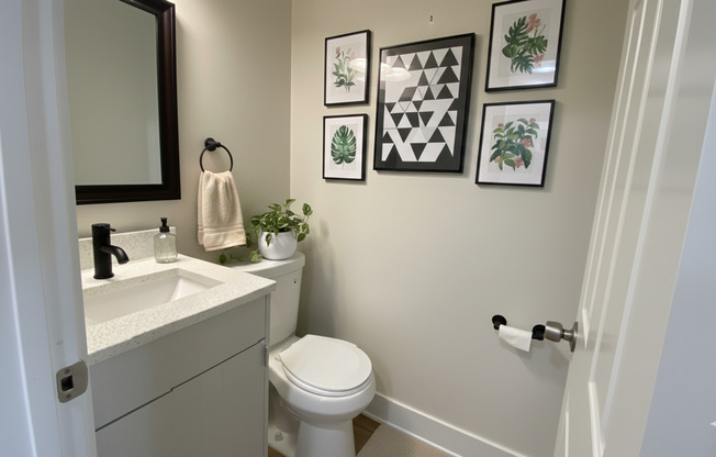 1 bed, 1.5 baths, 765 sqft, $2,160, Unit 1910 #H