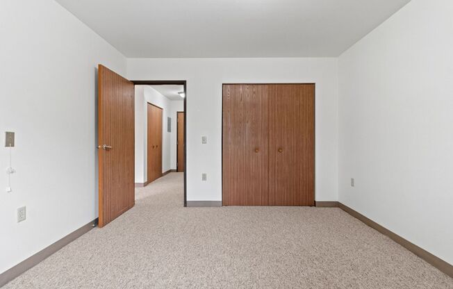 2 beds, 1 bath, 900 sqft, $995, Unit 2840-110