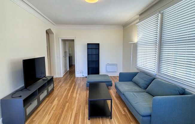 1 bed, 1 bath, 600 sqft, $2,695, Unit 26