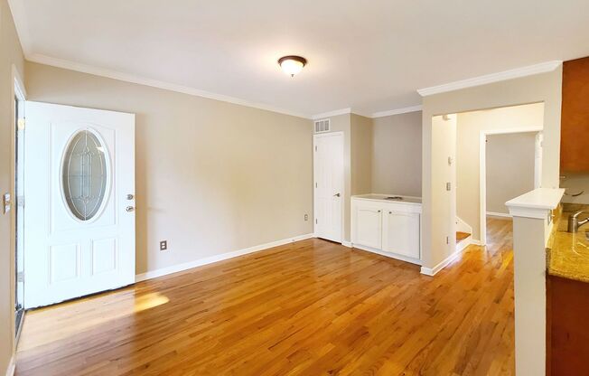 4/3.5 Townhome near KSU Marietta campus & Marietta Square - Ideal for Students