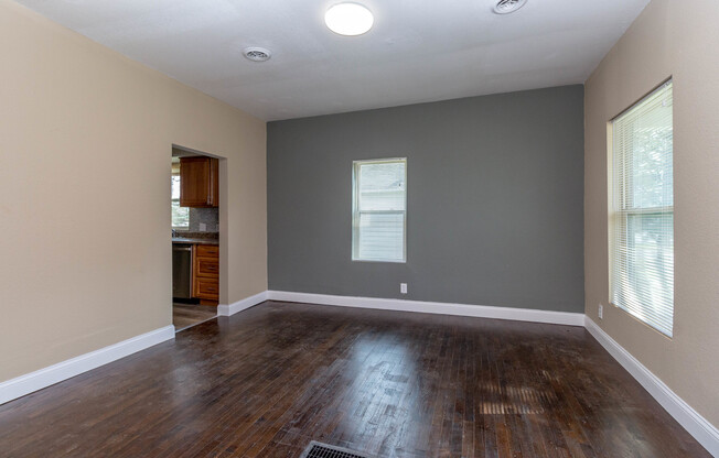 3 bed/1 bath - Completely Remodeled - Centrally Located - HUGE Fenced Yard
