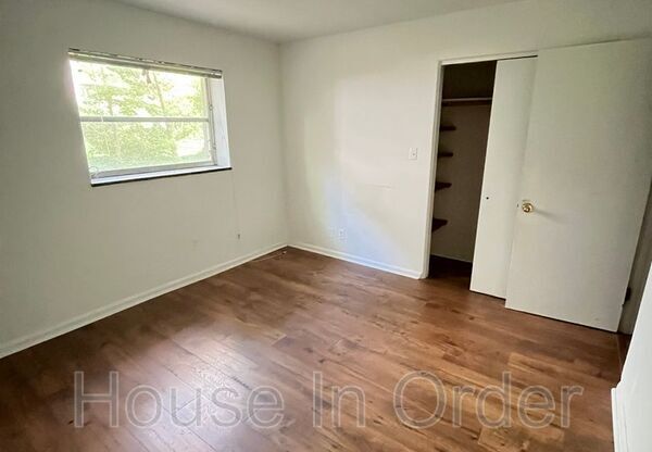 30 EDGEMONT RD