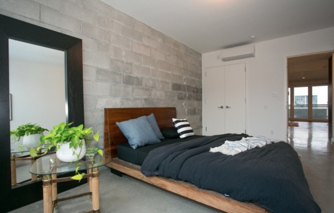 834 STERLING PL