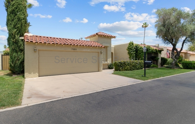 7320 E ROSE LN