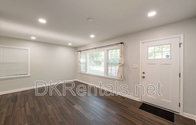 3079 CLOVERHURST DR