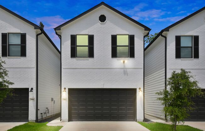 Beautiful 3-Bedroom, 2.5-Bathroom Two-Story Home with Modern Finishes