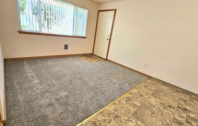 Studio, 1 bath, 450 sqft, $1,075