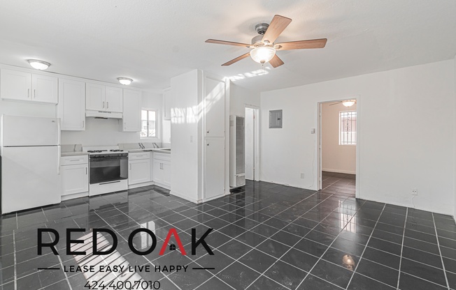 1025 W 23 ST