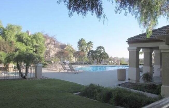 Beautiful 3-Bedroom Ground-Level Condo with Private Patio & Sunset Views!