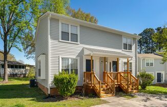 Introducing a Charming Townhouse near Downtown Durham with 2 Beds/1.5 Baths