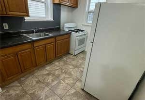 4 beds, 1 bath, 991 sqft, $3,800, Unit 2FL