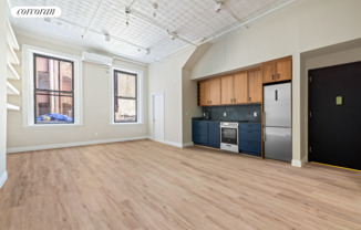 33 HOWARD ST