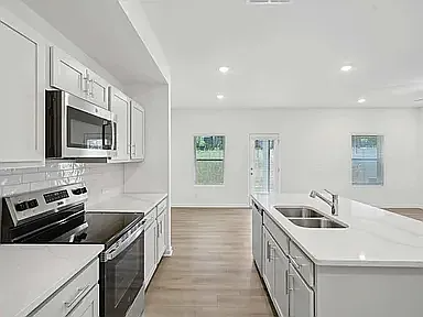 5365 FRONTIER CT