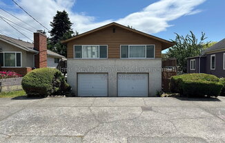 2015 NW 62 ST
