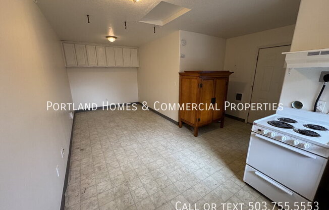 3556 SE GLADSTONE