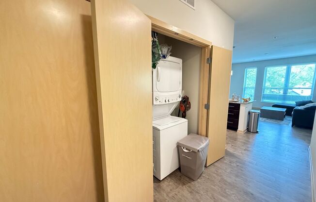 2 beds, 2 baths, 1,029 sqft, $2,525, Unit Unit 217