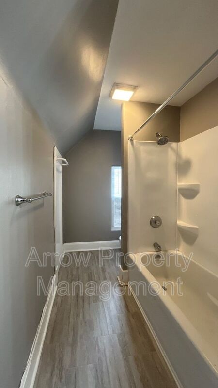 2500 P ST