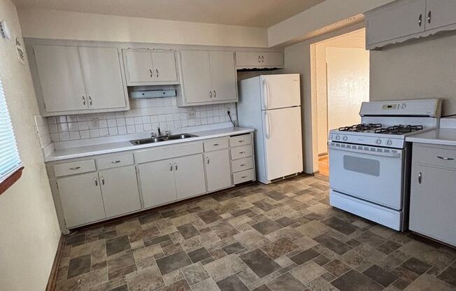 5445 N. 83rd St.