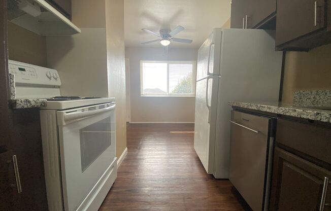 1 bed, 1 bath, 700 sqft, $1,645, Unit 302