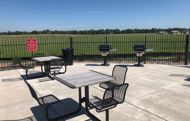 Grilling Stations and Ample Seating at Trade Winds Apartment Homes in Elkhorn, NE