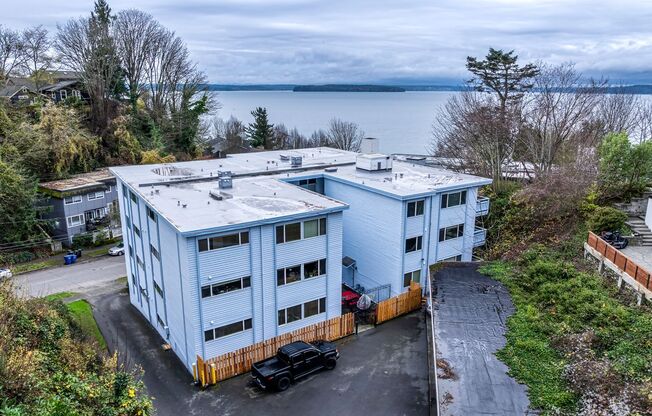 1 bed, 1 bath, 725 sqft, $1,695, Unit 406