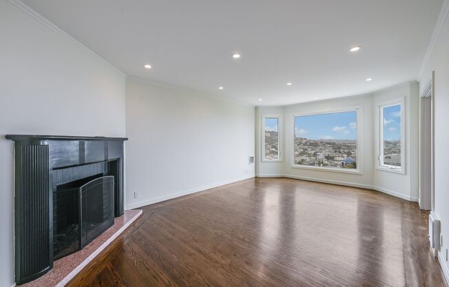 Panoramic SF Views, Elevated Cul-de-Sac Home in Eureka Valley