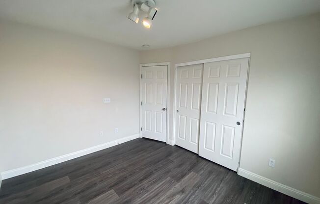3 beds, 3 baths, $2,050
