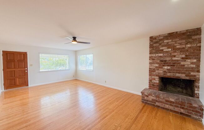 Floresta Gardens San Leandro Ranch Home