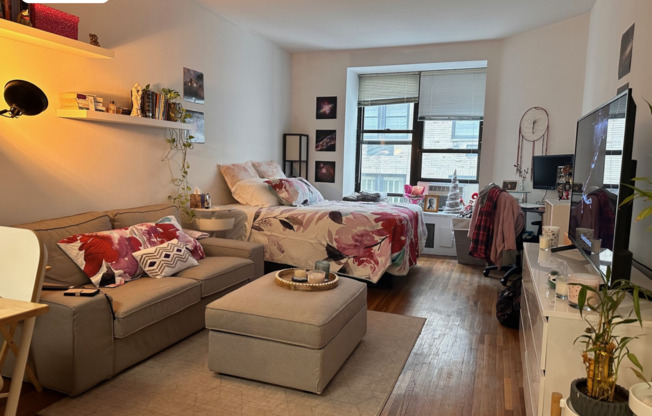 Studio, 1 bath, $3,395, Unit 7D