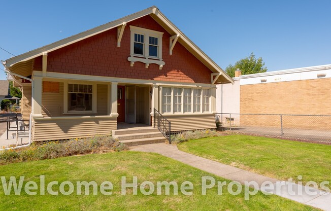 512 S College Ave
