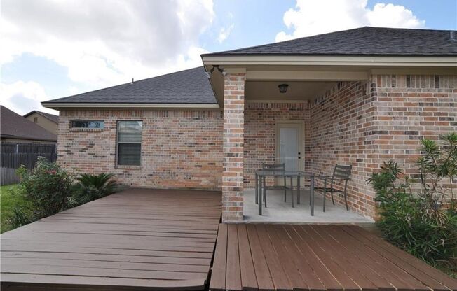 August 2025 Pre-Lease!! Spacious 4 Bed, 3 Bath with Covered Patio!