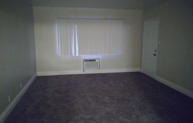 2 beds, 1 bath, 850 sqft, $2,095, Unit 504