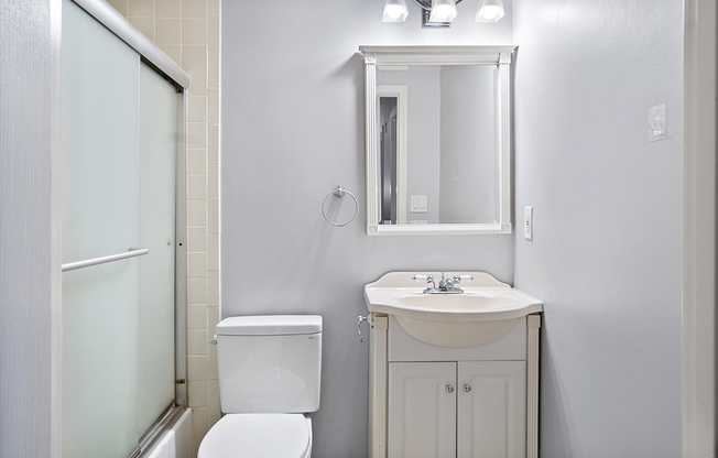 2 beds, 1.5 baths, 928 sqft, $2,500, Unit 205