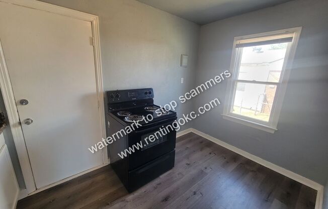 2 beds, 1 bath, $875