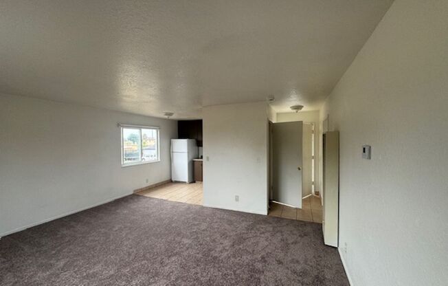 1 bed, 1 bath, $1,950, Unit 20