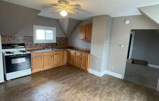 1 bed, 1 bath, $1,300