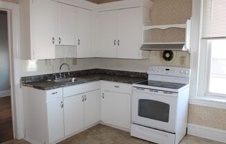 1 bed, 1 bath, $1,075