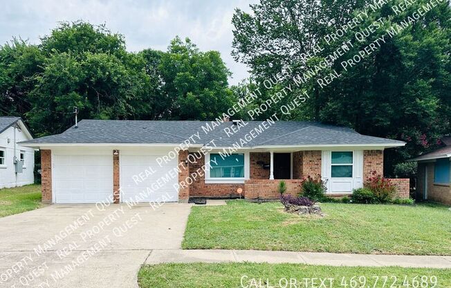418 FALLING LEAVES DR