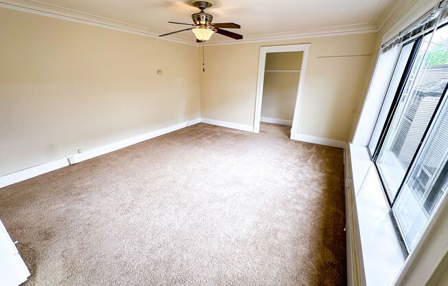 Studio, 1 bath, 455 sqft, $1,395, Unit 1519-304