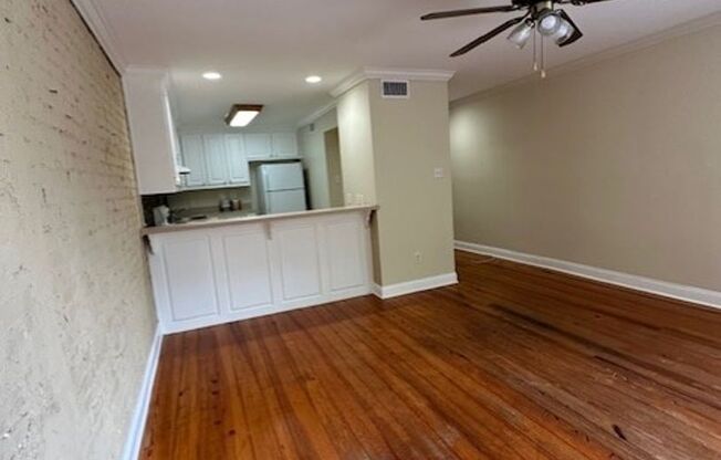 1 bed, 1 bath, $1,295, Unit Unit B