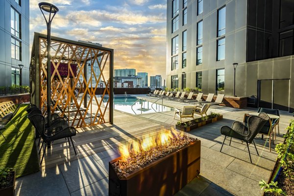 Harlowe Apartments in Nashville