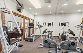 the gym at Ridgewood Apartments in Medford, OR