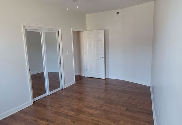 2 beds, 1 bath, 1,016 sqft, $2,650, Unit Suite 202