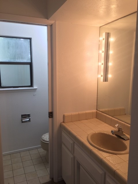 3 beds, 2 baths, $2,350